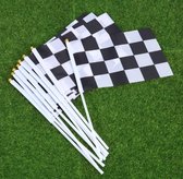 Akyol - Race vlag – formule 1 – race – vlaggen – 5 stuks –zwaaivlag formule 1 - race zwaaivlaggen - race vlaggen - leuke formule 1`vlaggen - verjaardags feest - zwart wit vlaggen - zwaaivlaggen -thema race