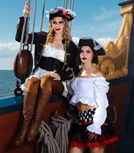 Op zoek naar een piratenjas voor een piraten themafeest