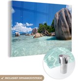 MuchoWow® Glasschilderij 150x100 cm - Schilderij acrylglas - Rotsen in water - Foto op glas - Schilderijen