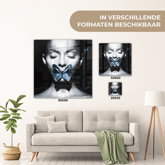 MuchoWow® Peinture sur verre 50x50 cm - Peinture sur verre acrylique - Femme - Papillon - Zwart - Wit - Photo sur verre - Décoration murale salon - Décoration murale chambre - Peintures