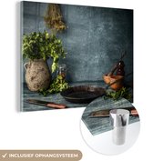 MuchoWow® Glasschilderij 80x60 cm - Schilderij acrylglas - Kruiden - Specerijen - Pan - Mes - Grijs - Rustiek - Foto op glas - Schilderijen