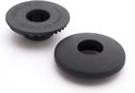 Deux clips de fixation noirs en plastique pour tapis de voiture.