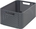 Grijze opbergmand met hengsels en vlechtpatroon. De mand is 18 liter.