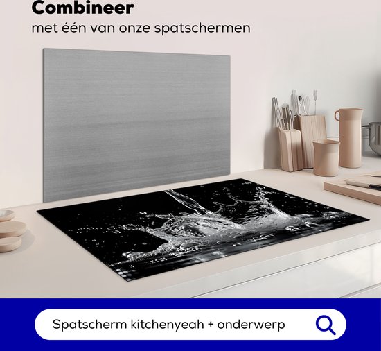 KitchenYeah® Protection plaque induction 85x52 cm - Éclaboussures d'eau - Noir - Blanc - Protege plaque de cuisson - Couvre plaque induction - Protecteur d'induction - Cuisine