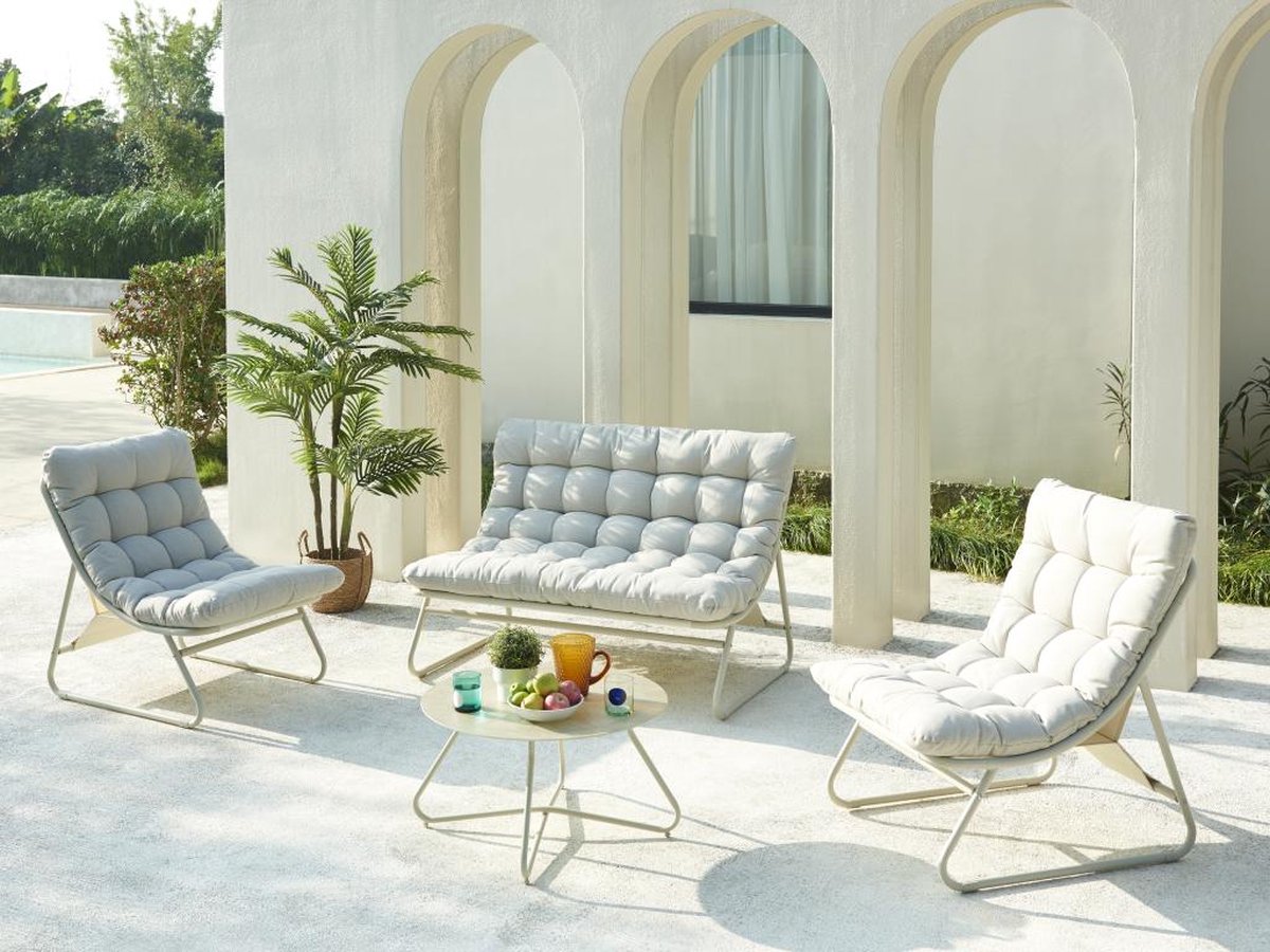 MYLIA Tuinsalon van staal: 1 tweezitsbank 2 fauteuils en 1 salontafel Beige OLIVAN van L 131 cm x H 85.5 cm x D 89 cm