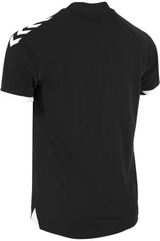 Zwarte sportshirt met witte boorden aan de mouwen en onderkant. Strepen op de schouders.