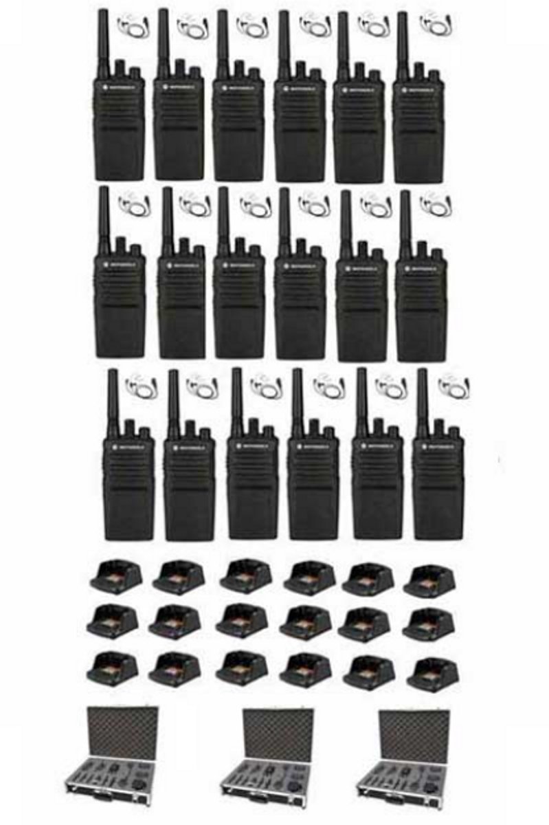 Set van 18 Motorola XT420 UHF IP55 PMR446 Portofoon met laders beveiliging oortje en koffer