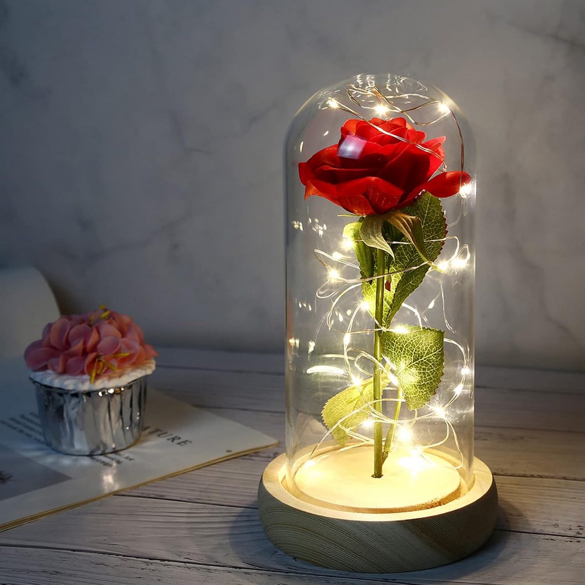 Betoverende Eeuwige Roos met LED Verlichting in Glazen Koepel - Romantisch Cadeau