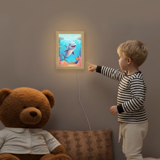 Nachtlampje 15x20 cm - Kinder lampje - Dolfijn - Zeedieren - Onderwater - Kinderen - Meisjes - Tafellamp kinderkamer - Slaapkamer lamp - Bedlamp kinderen - Kinderlampje stopcontact - Wandlamp babykamer - Nachtlampjes van OnlyWow — afbeelding 5