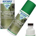 Groene Nikwax Waterproofing fles met "ŻEL CZYSZCZĄCY DO OBUWIA" erop, met afbeelding van schoenen.