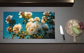Inductieplaat Beschermer - Witte Rozenstruik in het Zonlicht onder Helderblauwe Lucht - 90x52 cm - 2 mm Dik - Inductie Beschermer van Vinyl