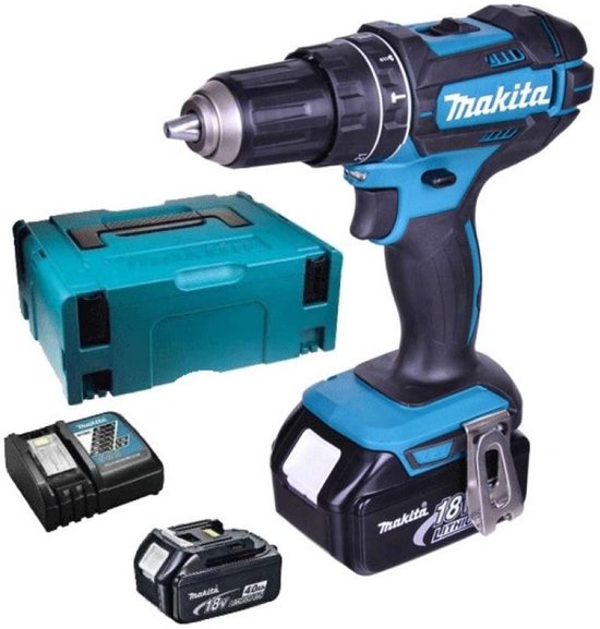 Makita slagboormachine met koffer, lader en twee 18V accu's.