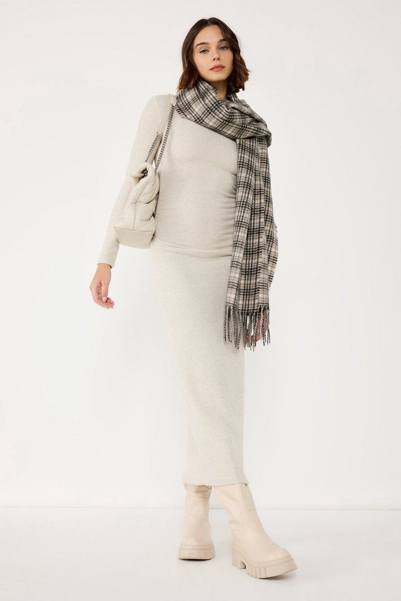 Robe midi basique à manches longues