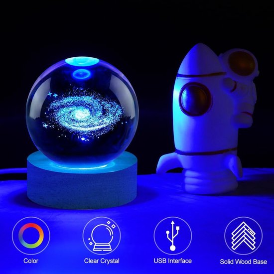 3D Crystal Ball Lamp - Night Light voor Kinderen - 6cm LED Galaxy Planeet Nachtlamp met Houten Basis - Kleurrijk voor Slaapkamer van Merkloos — afbeelding 3