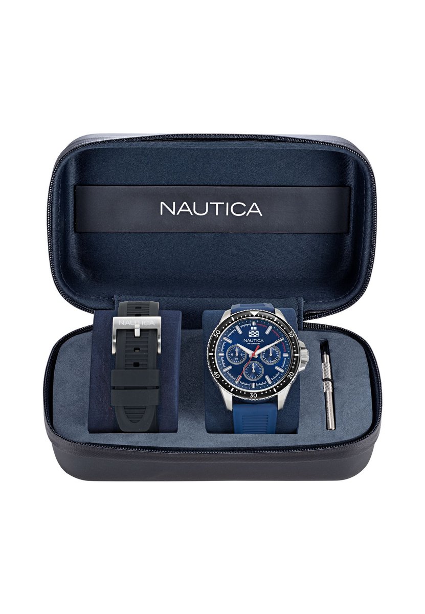 Nautica Nct Windrose Kwarts Analoog Horloge Blauw Kast: 100 % Roestvrij Staal | Band: 100 % Siliconen 46 mm NAPWRF409