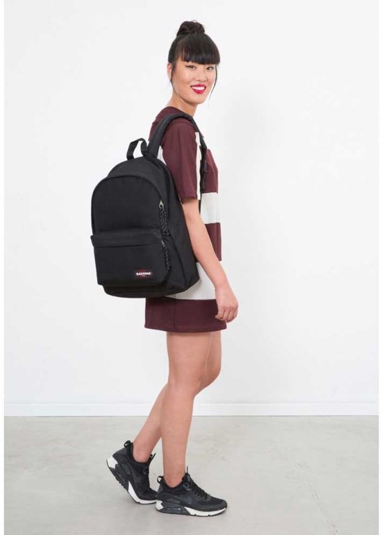 Eastpak OUT OF OFFICE Rugzak, 27 Liter, 13.3 inch laptopvak - Black Denim