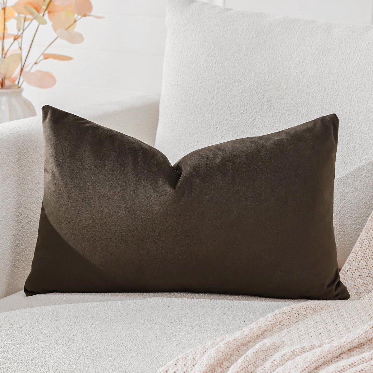 Ibenzoa Chique Fluwelen Kussensloop voor Sierkussens in Chocoladebruine Kleuren, 30 x 50 cm