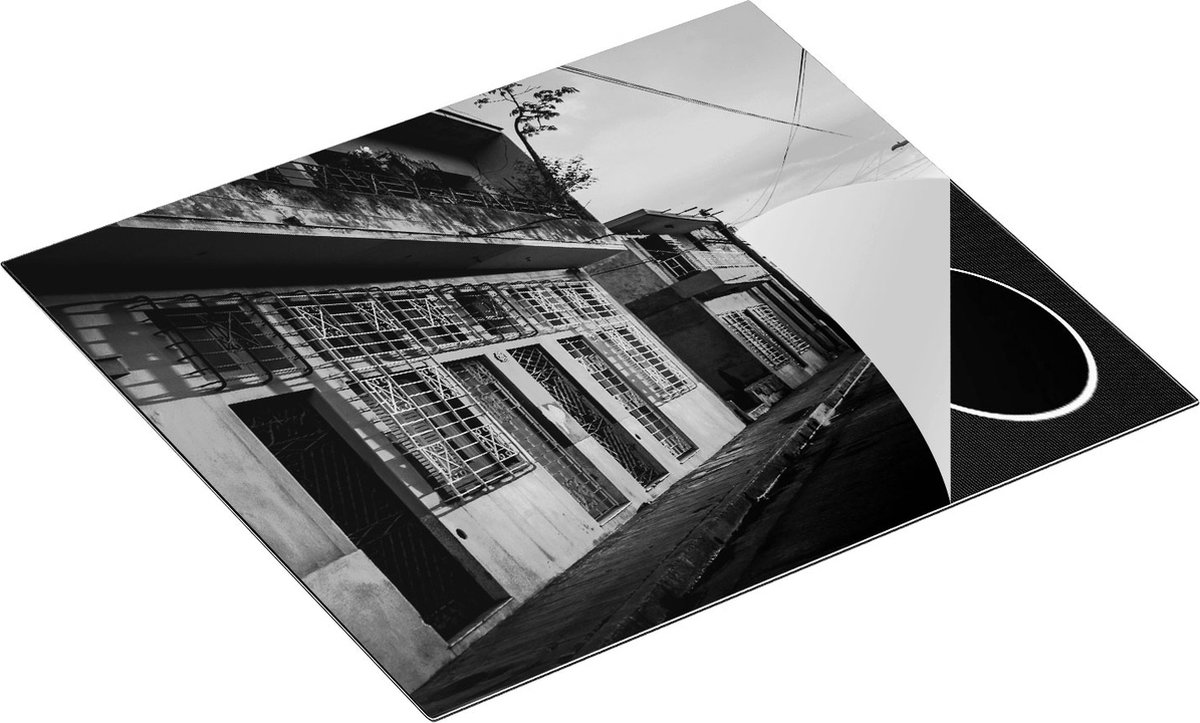 Chefcare Inductie Beschermer Cuba Kleurrijke Huisjes bij Zonsondergang - Zwart Wit - 60x50 cm - Afdekplaat Inductie - Kookplaat Beschermer - Inductie Mat