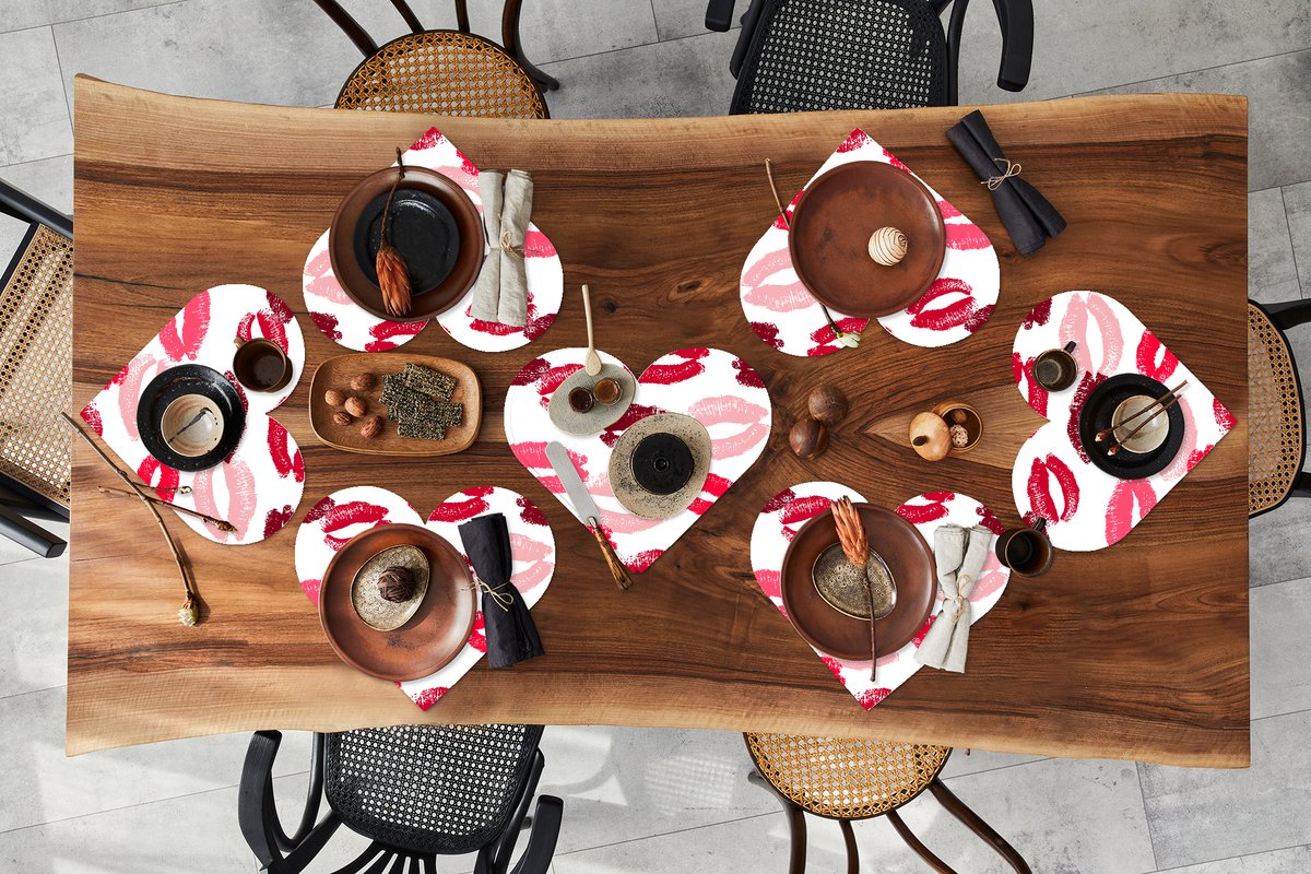 Onderleggers - Placemats - Placemats hartje - Lippen - Kus - Koppel cadeau - 8 stuks