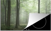 KitchenYeah® Inductie beschermer 78x52 cm - Hert - Bos - Bomen - Kookplaataccessoires - Afdekplaat voor kookplaat - Inductiebeschermer - Inductiemat - Inductieplaat mat