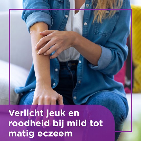 Vrouw met eczeem die op haar arm krabt, met tekst "Verlicht jeuk en roodheid bij mild tot matig eczeem".