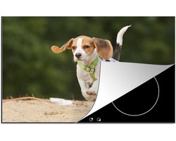 KitchenYeah® Inductie beschermer 81.2x52 cm - Beagle puppy rent op 2 poten - Kookplaataccessoires - Afdekplaat voor kookplaat - Inductiebeschermer - Inductiemat - Inductieplaat mat