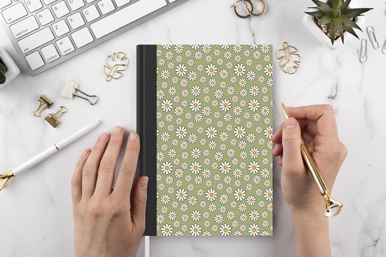 Cahier - Cahier d'écriture - Vintage - Motifs - Fleurs - Marguerite - Cahier - Format A5 - Bloc-notes - Cadeaux Sinterklaas - Distribution de cadeaux pour enfants - Cadeaux chaussures - Petits cadeaux