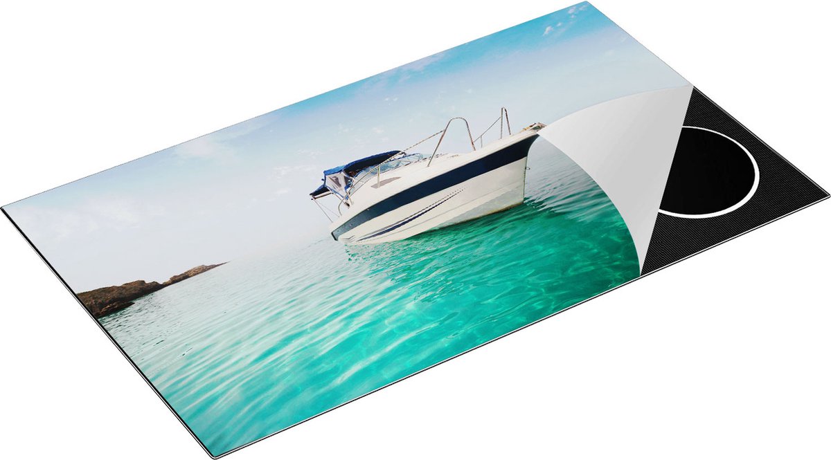 Chefcare Inductie Beschermer Motorboot aan het Strand met Blauw Water - 91,6x52,7 cm - Afdekplaat Inductie - Kookplaat Beschermer - Inductie Mat