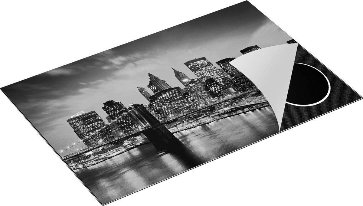 Chefcare Inductie Beschermer Skyline New York van Centrum in het Paars - Zwart Wit - 80,2x52,2 cm - Afdekplaat Inductie - Kookplaat Beschermer - Inductie Mat
