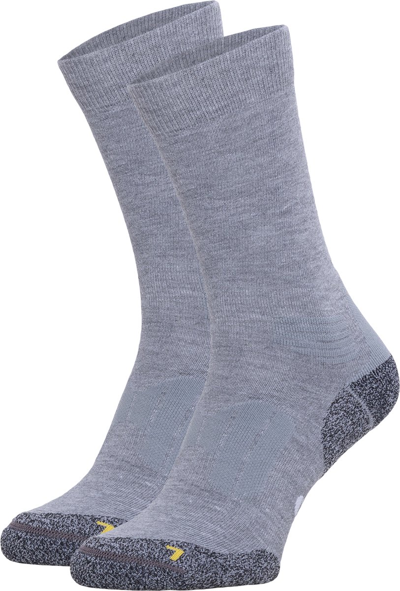 NOMAD® Anti-Teek Coolmax Wandelsokken Crew 2-pack Naadloos Verkoelende Coolmax® vezels Verstevigd Voetbed Perfecte Pasvorm Heren & Dames Anti Teek en Mug Grijs