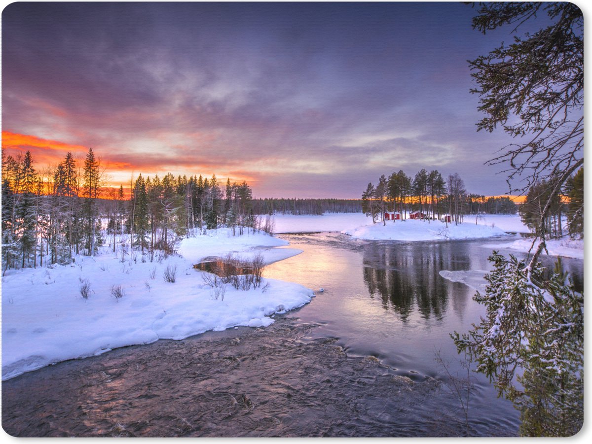 Muismat XXL 80x60 cm - Bureau onderlegger - Bureau mat Een zonsondergang bij een ijzig meer in Lapland - Bureaumat - Gaming mousepad xl - Bureaulegger groot - Computer deskmat
