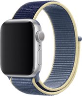 Wabando Nylon Band Exhibit Alaska Blauw compatibel met Apple Watch 41/40/38 mm