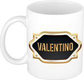 Naam cadeau mok / beker Valentino met gouden embleem 300 ml