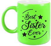 Best Sister Ever cadeau mok / beker - neon groen - 330 ml - verjaardag / bedankje - kado voor zus / zusje