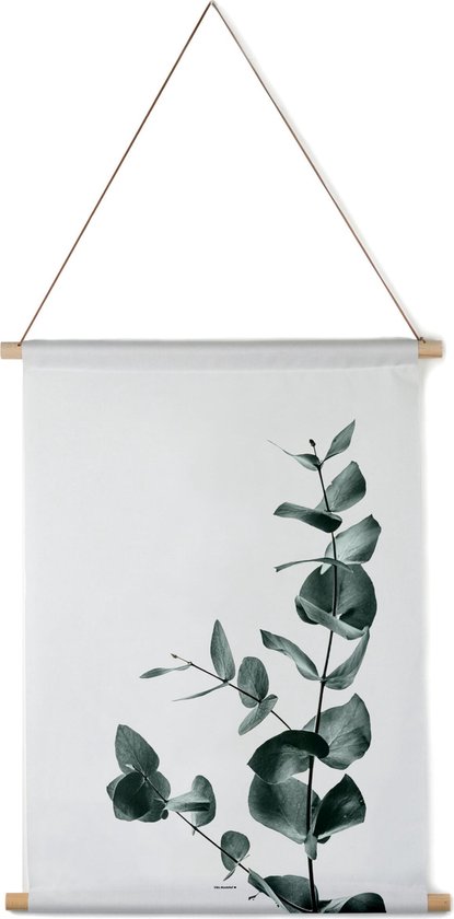 Villa Madelief Interieurbanner eucalyptus - Textielposter - 120x160cm - Wandkleed - Wandtapijt - Wanddecoratie voor thuis - Makkelijk op te hangen - Poster met houten hangers
