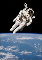 Bruce McCandless first spacewalk (ruimtevaart) - Foto op Posterpapier - 42 x 59.4 cm (A2)