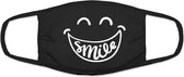 Big smile | grappig mondkapje | gezichtsmasker | bescherming | bedrukt | logo | Zwart mondmasker van katoen, uitwasbaar & herbruikbaar. Geschikt voor OV