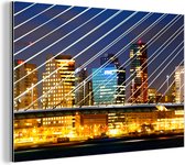Wanddecoratie Metaal - Aluminium Schilderij Industrieel - Rotterdam - Skyline - Licht - 120x80 cm - Dibond - Foto op aluminium - Industriële muurdecoratie - Voor de woonkamer/slaapkamer