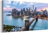Wanddecoratie Metaal - Aluminium Schilderij Industrieel - New York - Skyline - Brug - 80x40 cm - Dibond - Foto op aluminium - Industriële muurdecoratie - Voor de woonkamer/slaapkamer