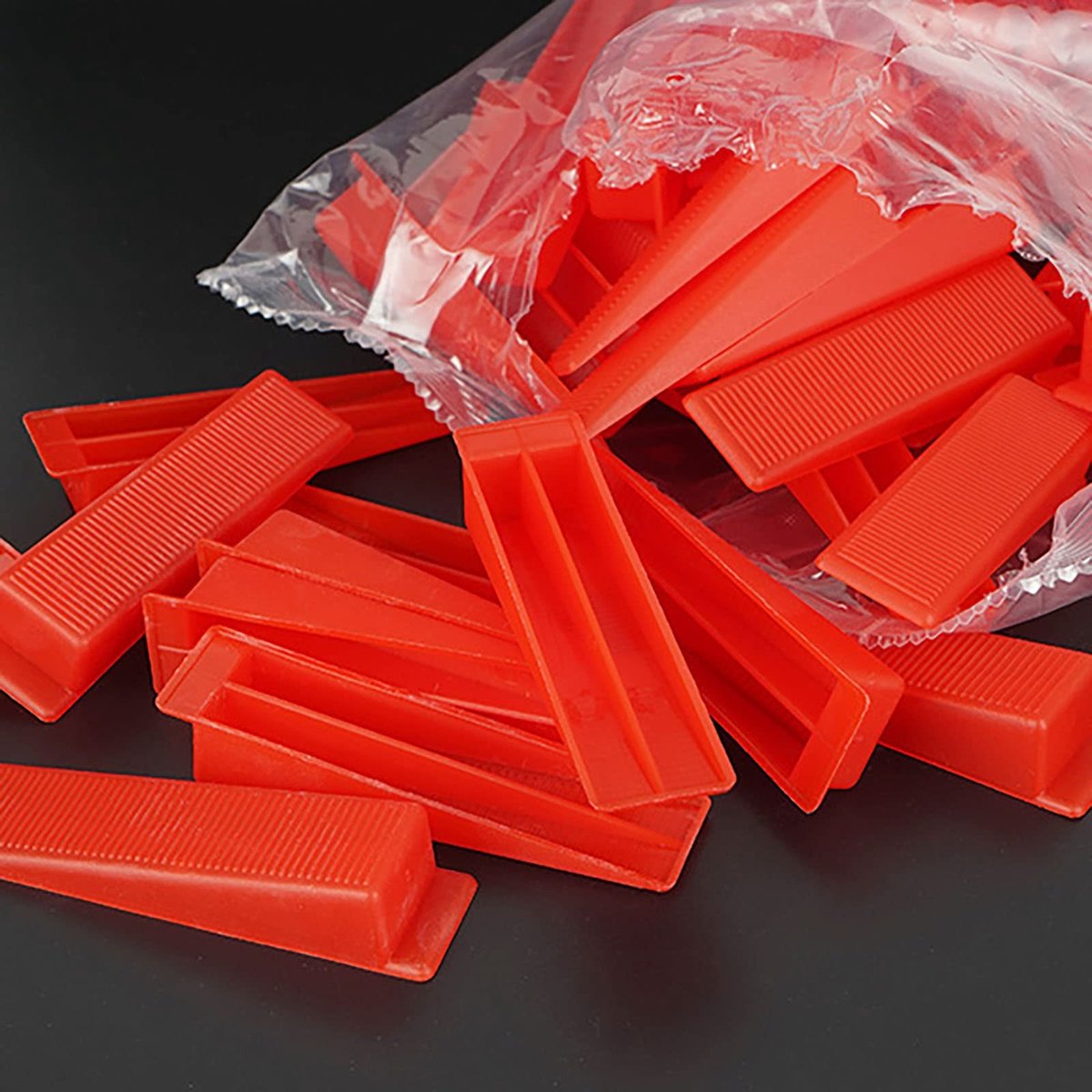 MTTproducts- Wiggen 200 Stuks - Herbruikbare Wiggen - Tegelnivelleringssysteem - Vloernivellering - PVC Materiaal - Temperatuurbestendig - Tegelwiggen
