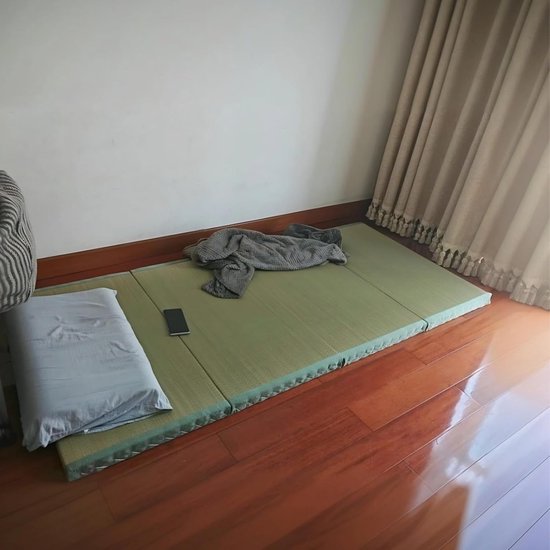Japanse Vloermatras - Opvouwbaar Bed - Ontspannen Slapen - Natuurlijk Gras Materiaal - 75x200x3.5cm - Groen — afbeelding 2