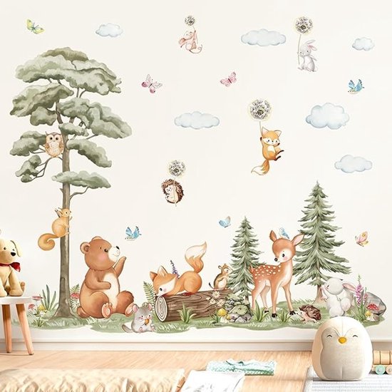Grote bosdieren muursticker met boom, beer, hert en vos voor kinderkamer