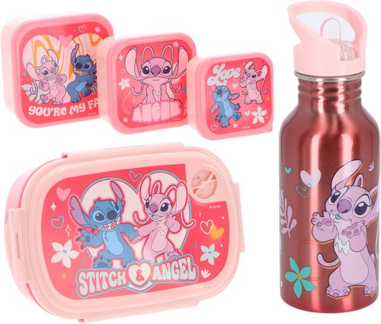 Lilo & Stitch lunchset met rode drinkfles en roze lunchbox met Stitch en Angel. Drie snackboxen met dezelfde afbeeldingen.