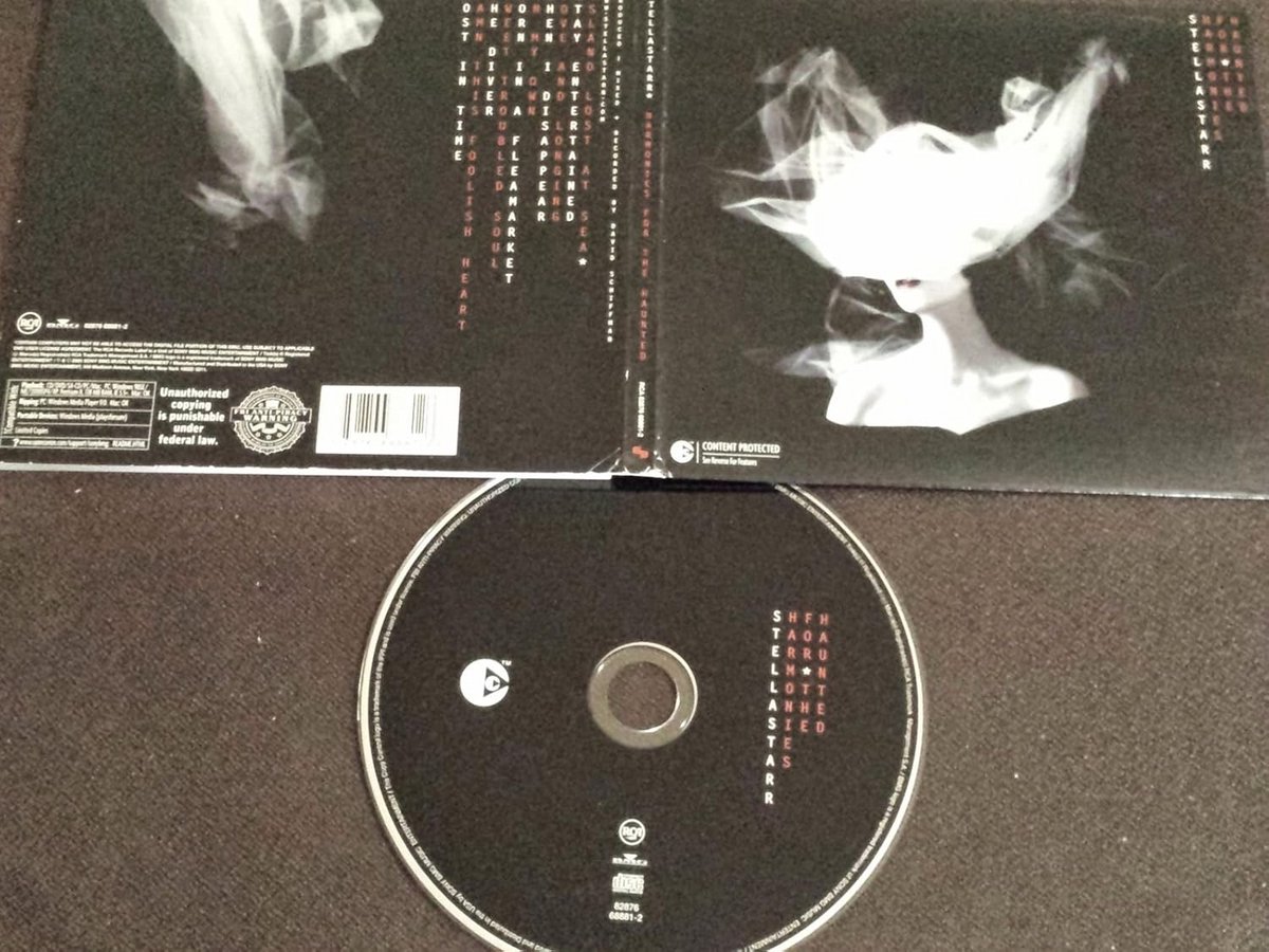 Muziek Album - Audio CD - Muziek Luisteren - Single Disc - 14 cm - Niet gespecificeerd