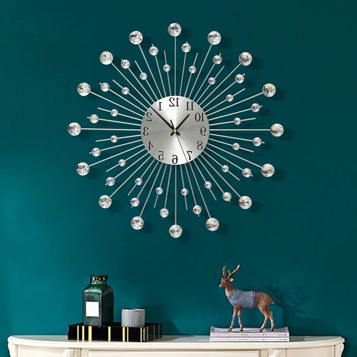 Grote Wandklok Metaal - Decoratieve Klok Stil - Woonkamer Decoratie - Handgemaakt Metaalontwerp - 50 cm Diameter - Zilver