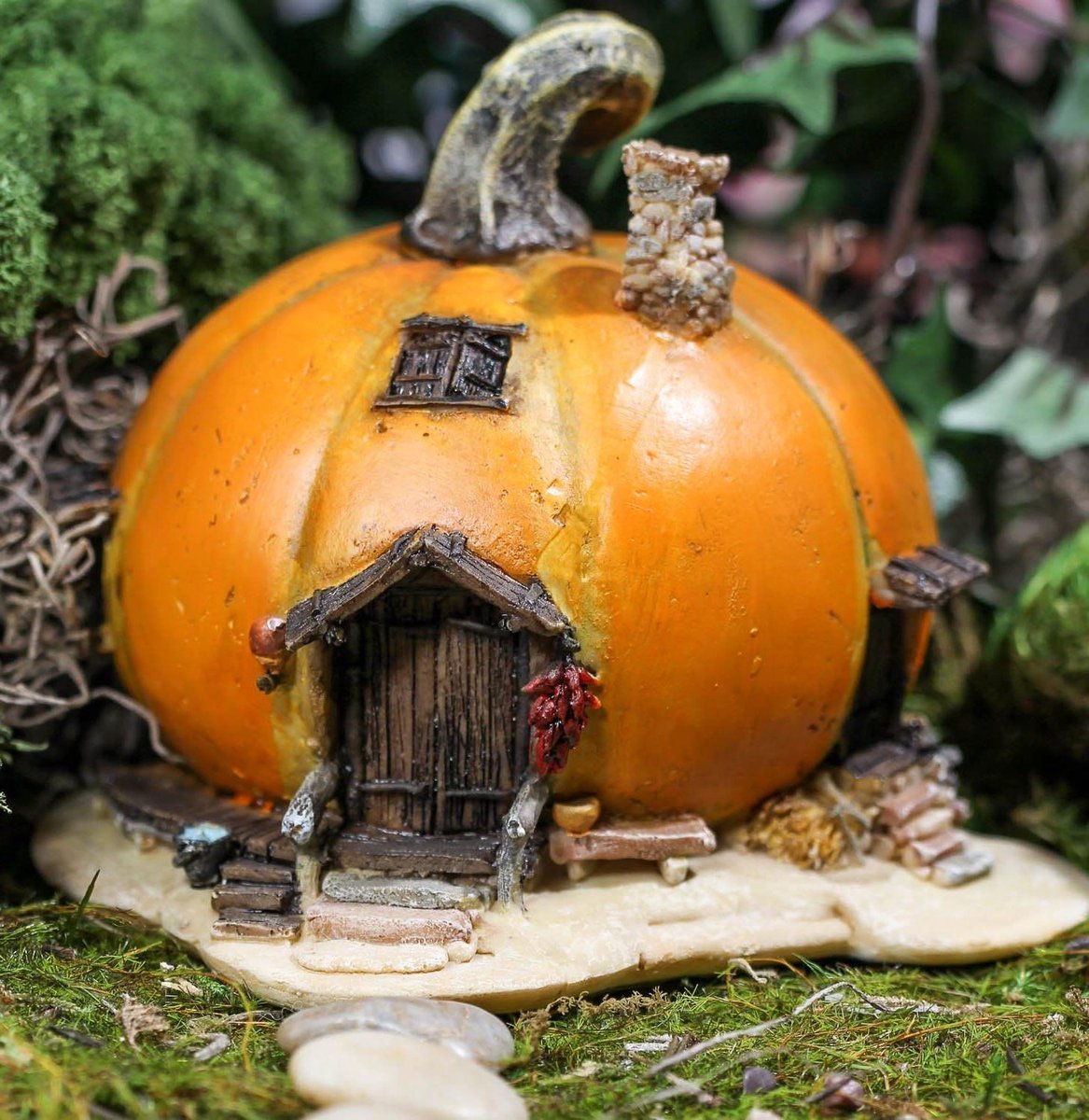 Pompoen Huisje - Fairy Home - Tuin Decoratie - Handgeschilderd Detail - 10.5 x 15.5 cm - Oranje