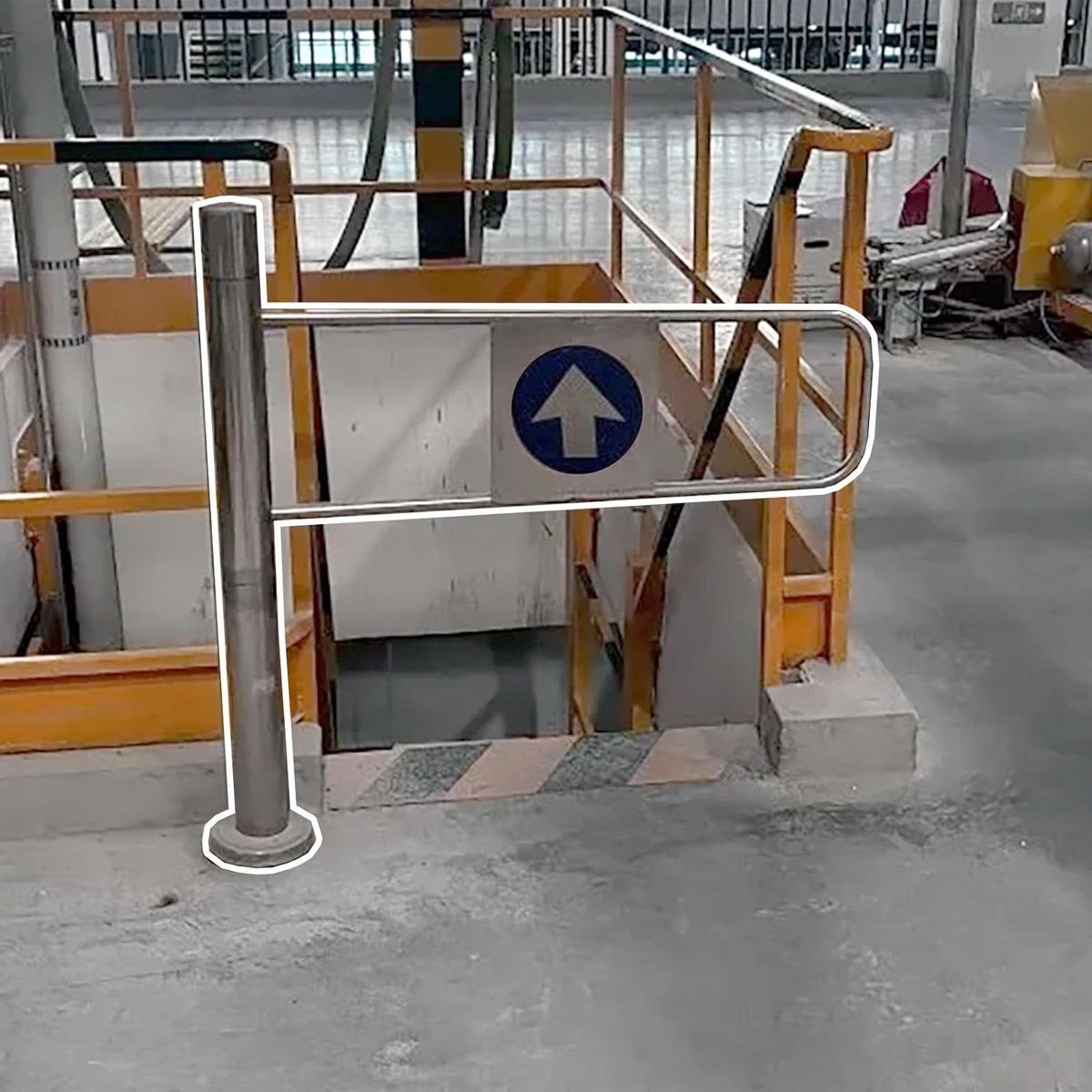Veiligheidspoort - Draaipoort Toegangscontrole - Verkeer Begeleiden - Eenrichtingsontwerp 