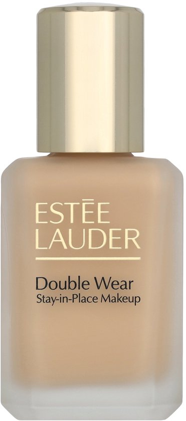Glazen foundationfles met goudkleurige dop en "Estée Lauder Double Wear Stay-in-Place Makeup" in het midden.