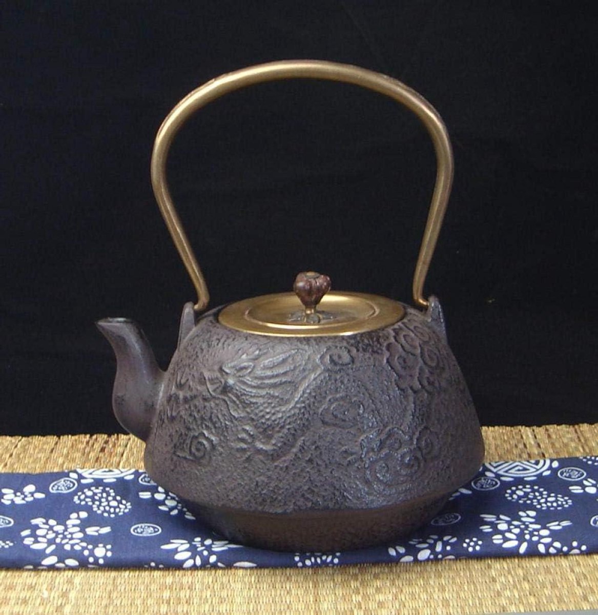 Gietijzeren Theepot - Handgemaakte Ketel - Thee Zetten - Zandvorm Ontwerp - 1.25 Liter - K