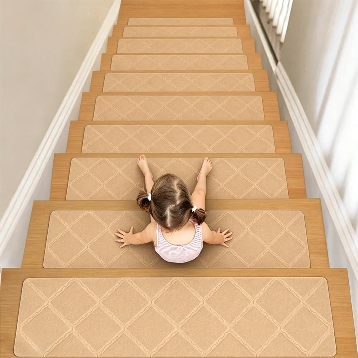 Set van 15 Antislip Trapmatten 55 x 19 cm Zelfklevende Tapijten voor Houten Trappen, Veiligheid voor Kinderen, Ouderen en Honden (Beige)